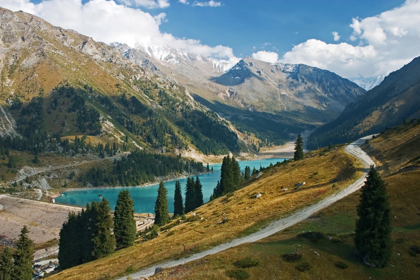 TOUR LIÊN TUYẾN 2 NƯỚC TRUNG Á KAZAKHSTAN – KYRGYZSTAN CUNG ĐƯỜNG TIẾP NỐI NHỮNG CUNG ĐƯỜNG BẤT TẬN HÙNG VĨ VÀ QUYẾN RŨ 9 NGÀY 8 ĐÊM MIỄN VISA TỪ HÀ NỘI TP HỒ CHÍ MINH TRẢI NGHIỆM NGỦ LỀU YURT